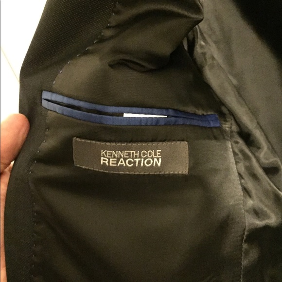 Kenneth Cole suit jacket 👔 matching pants bundle! - Picture 3 of 5